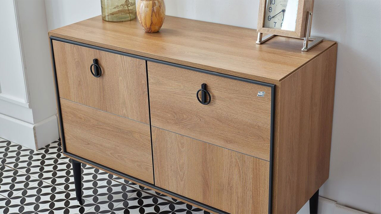 Vista Dressing Table & Mirror 