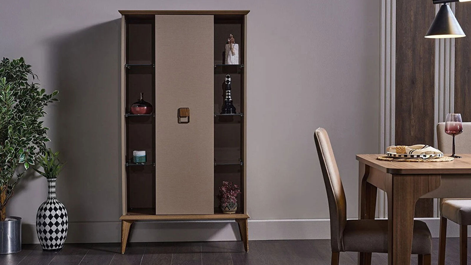 Alvis Display Cabinet Alvis Display Cabinet