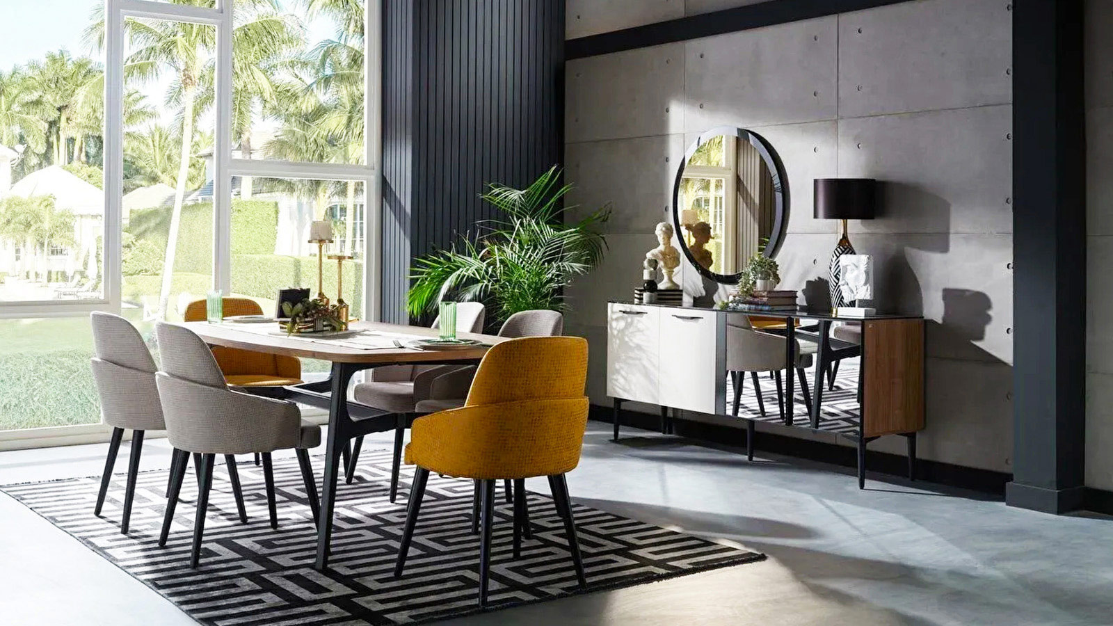 Mary Dining Mary Dining