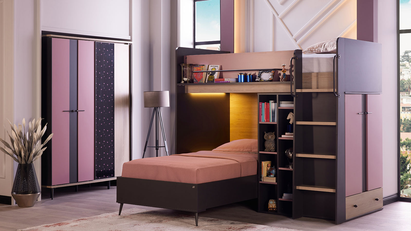 Alice Young Room (Pink)