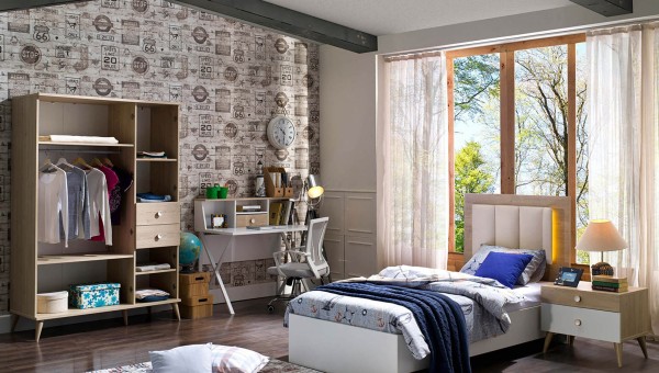 Intro Young Room Intro Young Room